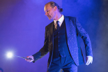 Le Théâtre des Illusions Anthony James artiste du spectacle